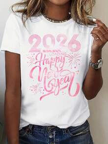 Camiseta casual de mujer 2026 Cargando Feliz Año Nuevo Estampado de fuegos artificiales rosas para fiesta, celebración de Nochevieja - 220g - Blanco - Ver 2