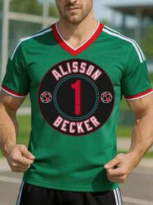 Camisa de hombre con estampado de monograma, fútbol americano, número 1 y letras de Alisson Becker, mangas cortas anchas, corte relajado, cuello redondo, diseño neo-vintage, estilo urbano, a - Verde - Ver 1