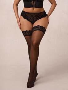 1 Pair Plus Size Sheer Contrast Lace Stockings – Sexy Over Knee Socks For Women - Multicolor - View 4