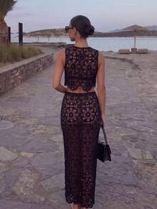 Elegant Crochet Black Hollow Out 2pcs Set Women's Outfit, Sexy Sleeveless Crop Top, Perfect Choice For Summer Party Attire. Wedding - Black - View 2