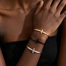 1pc Minimalist Fashion Stainless Steel Cross Bracelet, Suitable For Men's Daily, Holiday And Banquet Wear - Black - View 4
