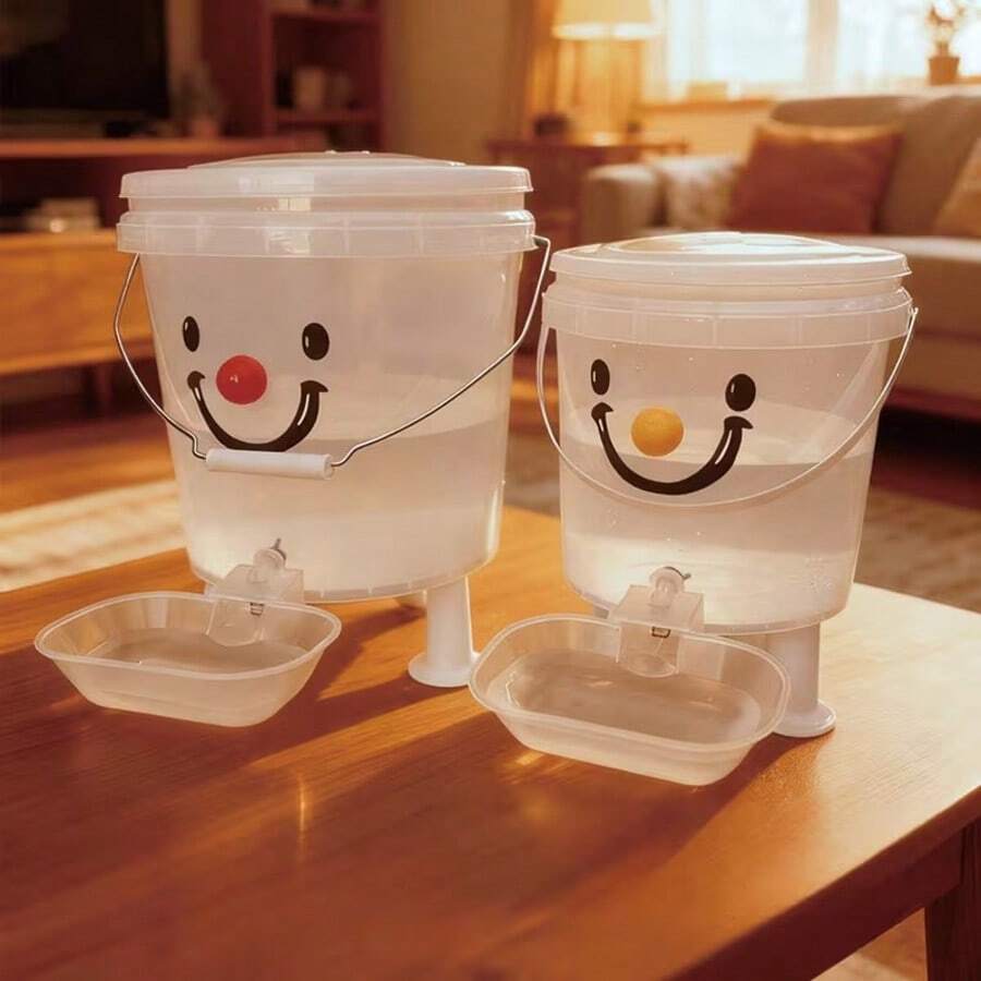Dispenser Air Otomatis Kapasitas Besar 5L untuk Hewan Peliharaan, Dispenser Air Gravitasi dengan Wajah Tersenyum Lucu, Cocok untuk Anjing dan Kucing, Mangkuk Air Hewan Peliharaan Plastik Transparan - 5 liter - View 1