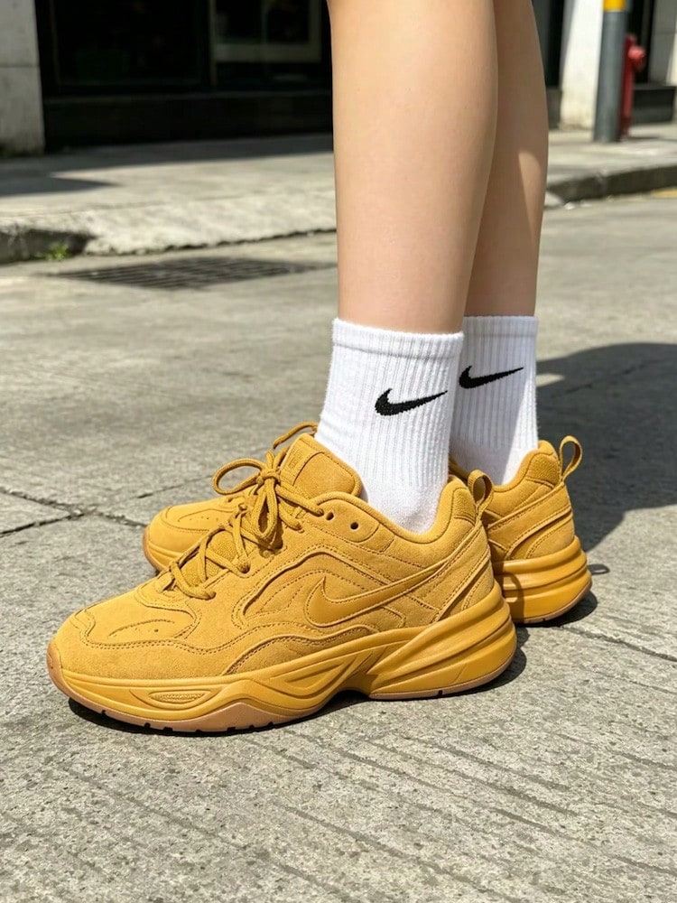Nike Air Monarch IV Classic Versatile Lightweight Retro Casual Chunky Sneakers, Unisex - Brown - View 1