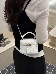 Tas Rantai Mini Ringan, Tas Tangan Berbahan Quilted, Tas Ember, Cocok untuk Gadis Muda, Mahasiswi, dan Pekerja Kantoran - Putih - View 6
