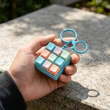 1pc Random Color 9-Key Mechanical Keyboard Keychain, Fingertip Stress Relief Macaron Color Soft Rubber Material, Random Color And Style, Suitable For Travel And Office Use, With Relaxation And Stress Relief Function, Perfect As Birthday, Easter And Christmas Gift - Multicolor - View 1