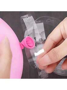 1 Rollo de 5m Cinta de Cadena de Globos con Doble Agujero, Decoración de Fondo para Fiesta de Cumpleaños, Accesorios de Cadena de Globos para Arco de Boda - transparente - Ver 4