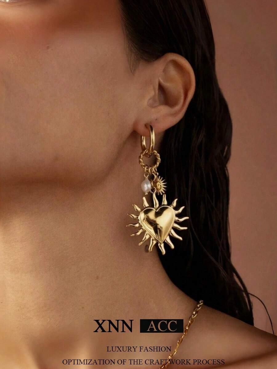 1 Pair Fashion Minimalist Heart Pendant Earrings, Personalized Sunflower Smiling Face Ear Jewelry, Suitable For Women's Daily Wear, Banquet, Party, Mother's Day Gift - Gold - View 1