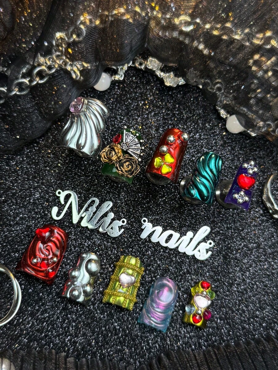10片手工全包短鴨嘴甲片，紅色、銀色、紫色、綠色可選，可拆卸式美甲片，附果凍膠與美甲锉，適合日常、夜店派對、約會、假期，哥德 Y2K 巴洛克風格，美甲愛好者禮物，手工穿戴甲