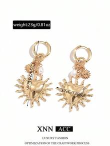 1 Pair Fashion Minimalist Heart Pendant Earrings, Personalized Sunflower Smiling Face Ear Jewelry, Suitable For Women's Daily Wear, Banquet, Party, Mother's Day Gift - Gold - View 4