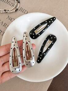 4 Piezas/2 Piezas Pinzas para el Cabello de Mujer de 7 Cm/2.76 Pulgadas con Diseño de Gota de Agua Hueca en Negro y Plateado con Lunares, Accesorios para el Cabello Elegantes y Simples para Flequillo Lateral, Adecuados para Uso Diario, Casual, Fiesta, Trabajo, Vacaciones, Maquillaje, Combinación de Atuendos, Pinzas para el Cabello de Primavera, Pinzas para el Cabello de Verano, Pinzas para el Cabello de Otoño, Pinzas para el Cabello de Invierno (Patrón de Lunares Aleatorio), Pasador para el Cabello - Multicolor - Ver 2