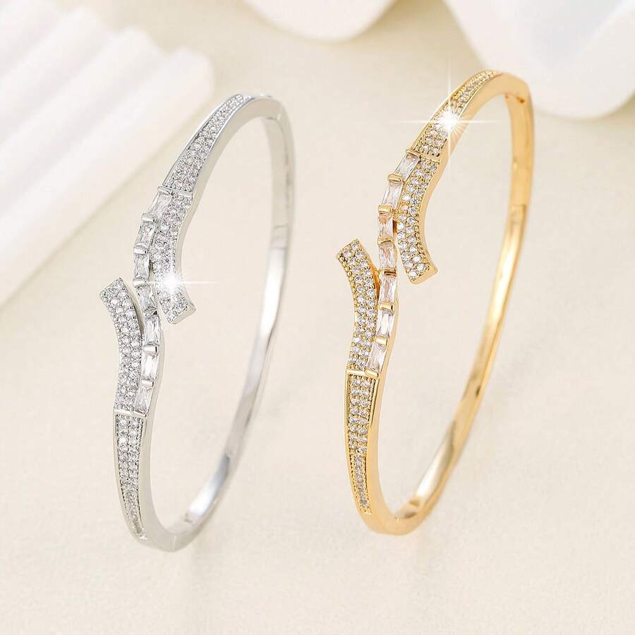1pc Elegant French Minimalist Asymmetric Zirconia Inlaid Open Bangle Bracelet For Women, Eye-Catching Personalized Accessory For Party, Gathering And Outing