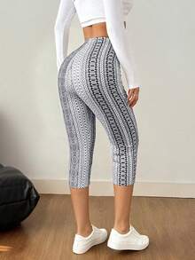 AITYI Studio Leggings Capri de Cintura Alta con Estampado Geométrico Retro Negro y Blanco para Mujer, Pantalones Cortos Casuales de Verano Elásticos y Ajustados Estilo Y2K Streetwear con Gráfico - Multicolor - Ver 5