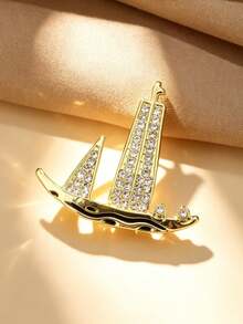 Light Luxury Rhinestone Sailboat Brooch, Gold-Plated Zinc Alloy Lapel Pin, Formal Wedding Suit Decorative Accessory - Gold - View 5