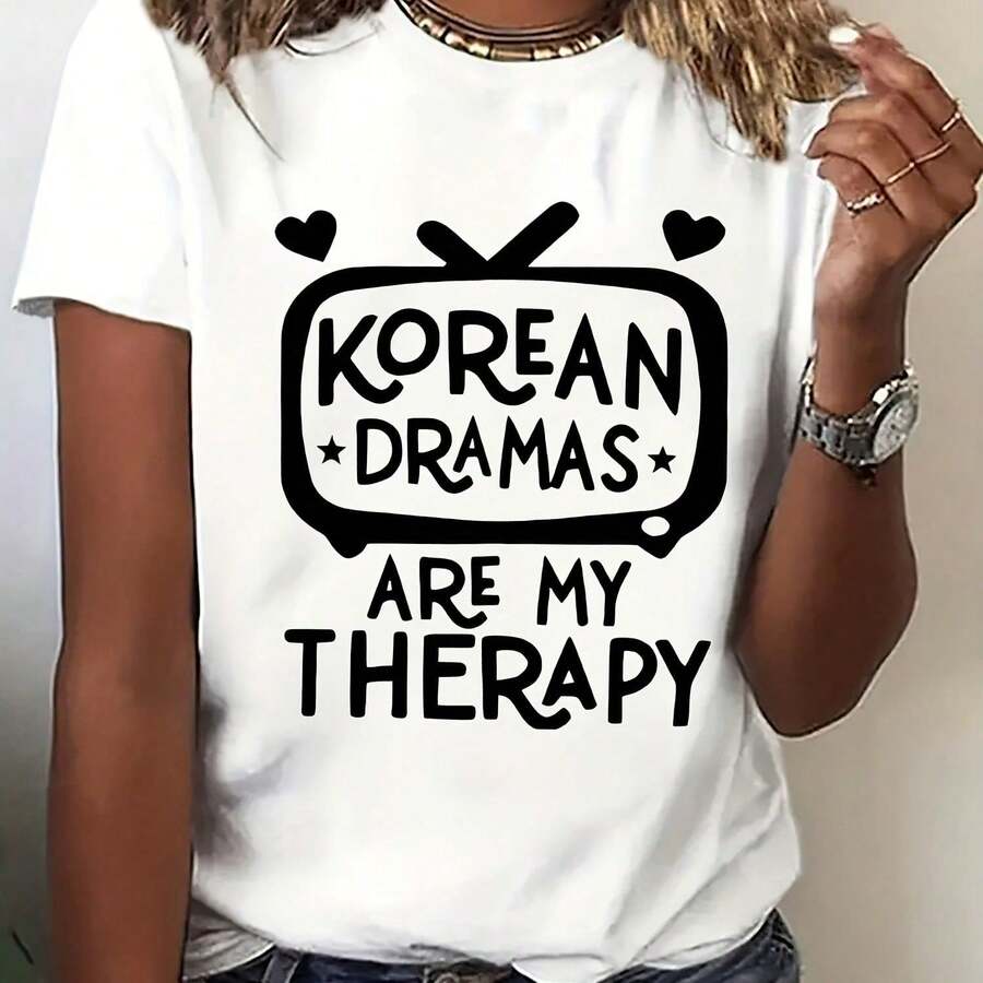 Camiseta de manga corta PremiumFresh y elegante para mujer, con un diseño colorido y de gran . - Blanco - Ver 1