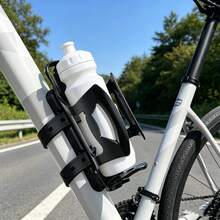 1 Set Black Bottle Cage With Black Drill-Free Bottle Cage Strap, Includes All Accessories, Secure And Sturdy, Can Be Fixed To Any Part Of The Bike Frame - Multicolor - View 2