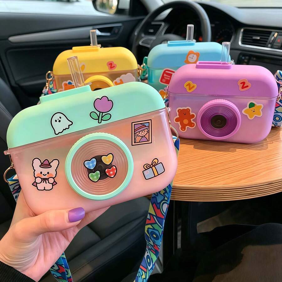 MORE BEAUTY 900/400ml Cantimplora Plástica Sin BPA con Correa Cruzada Ajustable, Vaso Kawaii Multicolor para Niñas y Niños, Botellín Portátil para Viajes Colegio y Actividades al Aire Libre, Diseño Estético Decorativo Ideal para Regalo de Cumpleaños y Día del Niño, Capacidad Resistente a Fugas Varios Tonos Pastel Disponibles
