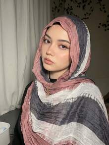 1件女款波希米亞風時尚水彩印花圍巾，秋季休閒街頭黏膠纖維頭巾多功能披肩，適合日常穿著 - 髒粉灰白條 - 查看 4