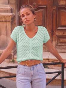 2026 Nouveau Top en Tricot à Manches Courtes Col V pour Femmes, Design Ajouré Élégant Style Français, Blouse Décontractée Longueur Régulière Printemps/Été Port Quotidien - Vert menthe - Voir 2