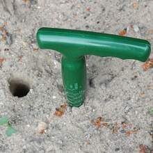 1/2pcs Handheld Soil Drill - Suitable For Planting Seedlings And Bulbs, Features Drilling And Sowing Functions, Reusable Gardening Tool - View 2