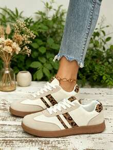 2026 New Retro Suede Sneakers Women, Blue White Casual Lace-Up Trainers, Comfortable Non-Slip Chunky Sole Running Shoes - 米色 - 查看 2