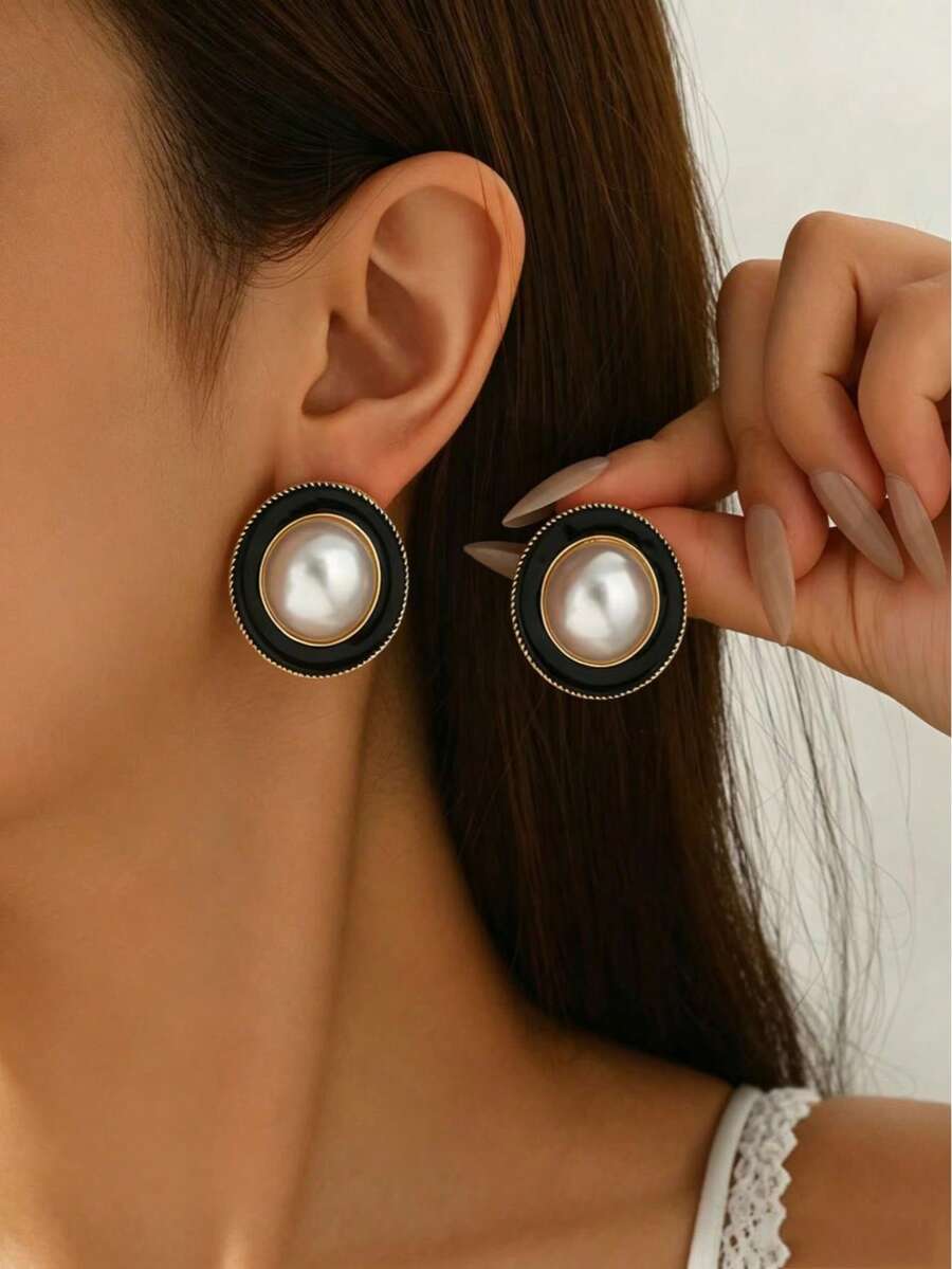 2pcs Women's Earrings Niche Oil Drip Design Pearl Inlaid Stud Earrings Versatile High-End Ear Jewelry - White - View 1