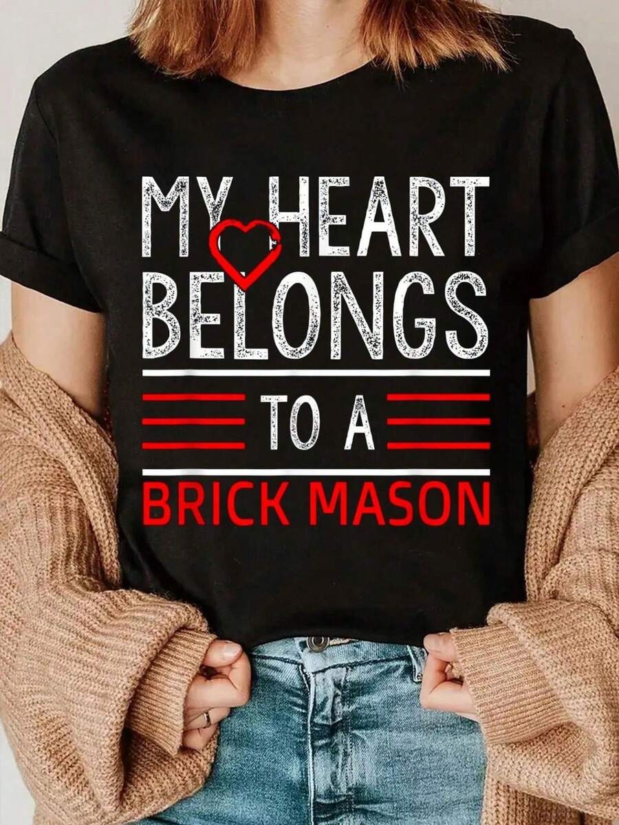 Mi corazón le pertenece a un albañil Camiseta de mujer de verano casual con estampado gráfico, de manga corta, cuello redondo, suave y transpirable, para uso diario treetwear