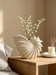 Sculptural Leaf-Shaped Vase With Sunflower, Modern Minimalist Home Decor Ornament, Suitable For Living Room Tabletop, Bedroom Shelf, Office Desk, Aesthetic Centerpiece, Perfect For Housewarming And Gift Giving, Unique Artistic Flower Vessel - A - View 4
