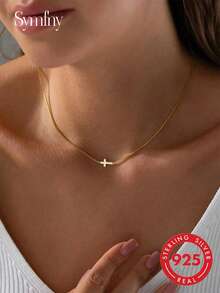 Un pequeño collar de cadena con cruz en plata de ley 925 para mujeres - Recomendado como regalo para cumpleaños, gestos románticos o aniversarios. - collar - Ver 1