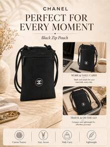 Chanel 黑色帆布斜跨拉鍊小包 13*19cm，耐用帆布材質，可調節抽繩肩帶，適合收納手機等物品，適合個人使用或送禮 - 黑色 - 查看 8