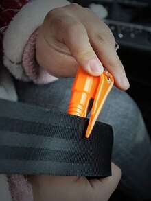 1pc Multifunctional Car Window Breaker Hammer, Includes Window Breaking And Seatbelt Cutting Functions, Emergency Escape Use, Portable Back To School Style - A - View 6