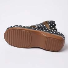 Women's Fashion Polka Dot Comfortable Stitched Buckle Wedge Platform Sandals With Toe Loop Mule Style (Polyurethane Sole With Small Air Holes) Random Pattern - Black - View 5