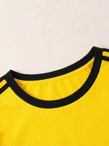 Women's Casual Contrast Color Side Stripe T-Shirt, College Style Daily Wear Short Sleeve Tee, Summer Patchwork Minimalist Fitted Retro Striped Sports Top - Yellow - View 3