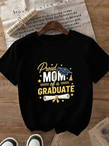 Proud Mom Of A Graduate T-Shirt - 100% Crew Neck Tee, 220G Heavyweight Comfortable Fabric, Casual Unisex Summer Shirt For Graduation Party, Perfect Gift For Proud Parents, Family Celebration - 黑色 - 查看 1