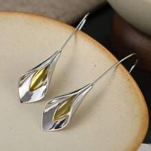 DIYCCPC Vintage Style Calla Lily Earrings, Suitable For Women's Vacation, Paired With Elegant And Sophisticated Single Pendant Earrings - Two-color - View 8