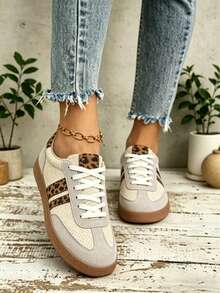 2026 New Retro Suede Sneakers Women, Blue White Casual Lace-Up Trainers, Comfortable Non-Slip Chunky Sole Running Shoes - 米色 - 查看 3