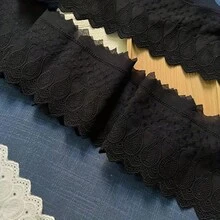 Multicolor D