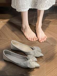 zuandashu Zapatos de boda plateados con lazo brillante para mujer, zapatos de dama de honor con punta fina y suela plana, zapatos para vestido de novia, zapatos de fiesta con suela blanda y parte superior suave, zapatos para ir al trabajo, talla 34 a 42, zapatos de oficina para primavera, verano, otoño e invierno - Plateado - Ver 4