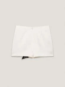 CAREE 女款春夏季蕾絲飾邊不對稱裙褲，高腰前包覆式休閒迷你裙褲 - 白色 - 查看 2