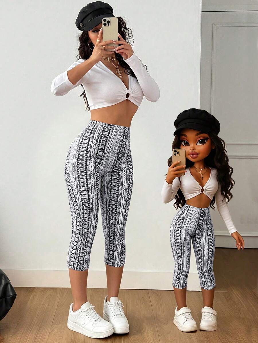 AITYI Studio Leggings Capri de Cintura Alta con Estampado Geométrico Retro Negro y Blanco para Mujer, Pantalones Cortos Casuales de Verano Elásticos y Ajustados Estilo Y2K Streetwear con Gráfico - Multicolor - Ver 1