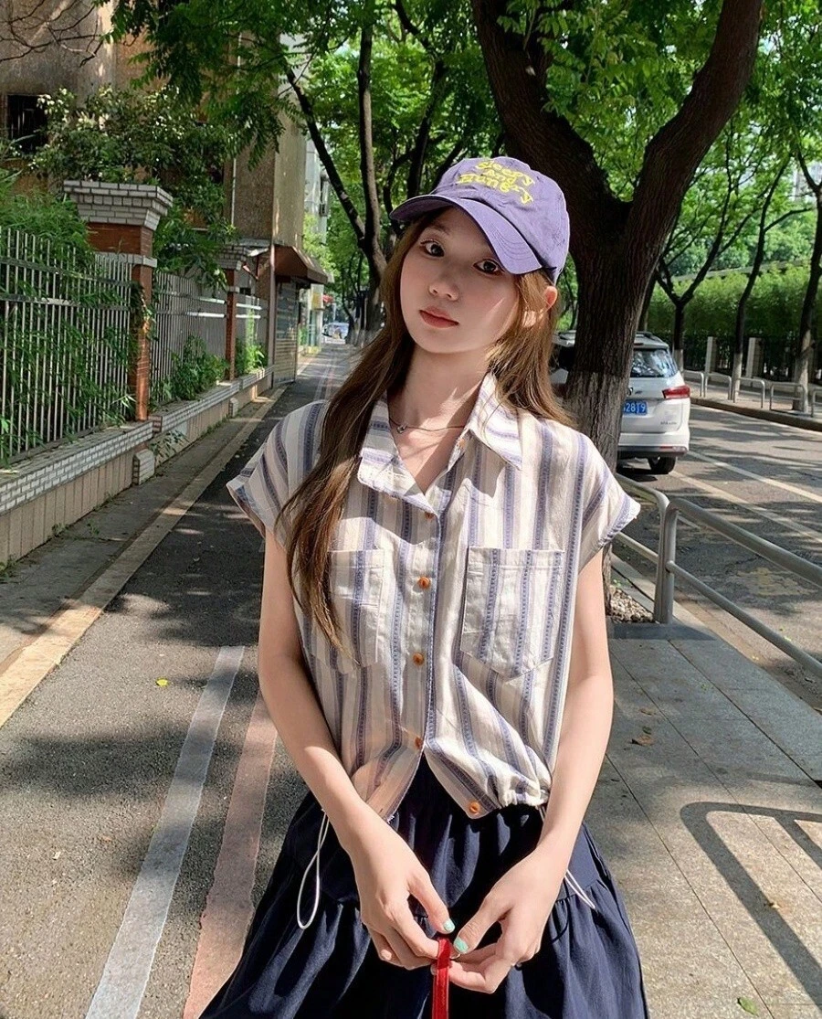 New For 2026: Chic Twisted Casual Color Block Top, Fashionable And Unique Striped Off-Shoulder Short-Sleeved T-Shirt (Women's) - Deep Blue - View 1