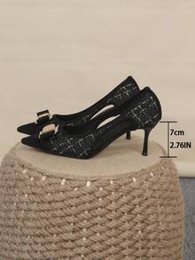 Sapatos Femininos de Salto Agulha com Bico Fino e Decote Baixo, Sapatos Versáteis com Fivela, Sapatos Slip-On da Moda, Saltos Altos Pretos, Tamanhos Grandes 35-43 - Fivela quadrada preta e dourada vazada - Visão 7