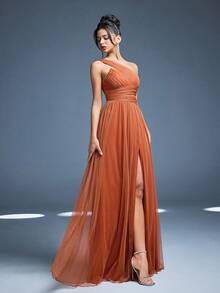 Vestido de dama de honor de un solo hombro sólido nuevo de Mgiacy, vestido largo con abertura alta y volantes de malla transparente para boda - Naranja Quemada - Ver 1