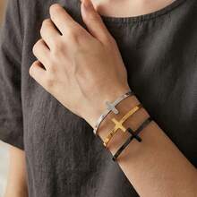 1pc Minimalist Fashion Stainless Steel Cross Bracelet, Suitable For Men's Daily, Holiday And Banquet Wear - Black - View 3
