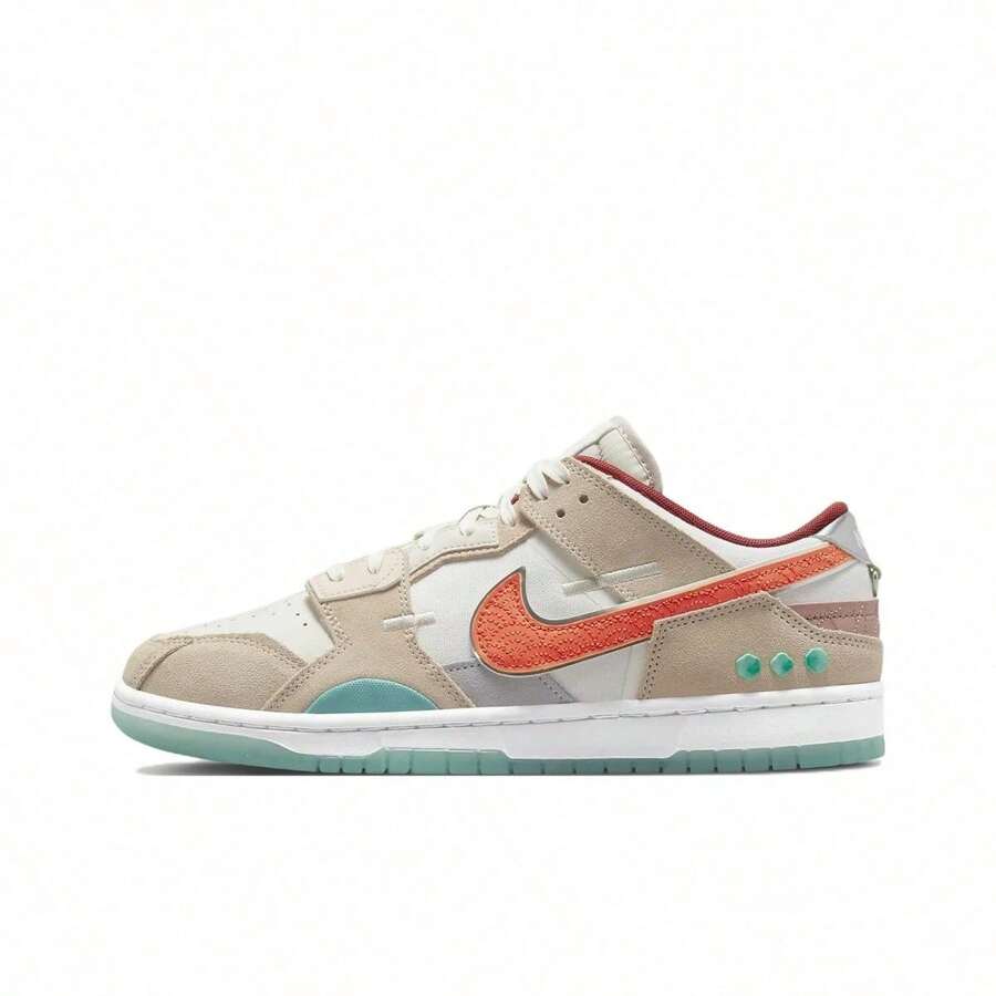 Nike Dunk Scrap Formless, Boundless, Zapatilla Casual Retro de Caña Baja en Ante Jade Chino en Blanco, Naranja y Azul. - DQ4975-181 - Ver 1