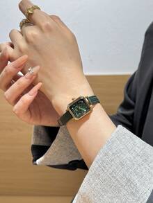 1件女款橢圓形羅馬數字休閒優雅石英手錶，適合日常佩戴 - 綠色 - 查看 6