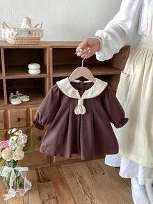 Miniweenns 1 buah Gaun Bayi Perempuan Gaya Kuliah dengan Hiasan Ruffle dan Pita, Model Putri Vintage, Lengan Panjang, Musim Semi/Gugur untuk Kembali ke Sekolah - Coffee Brown - View 2