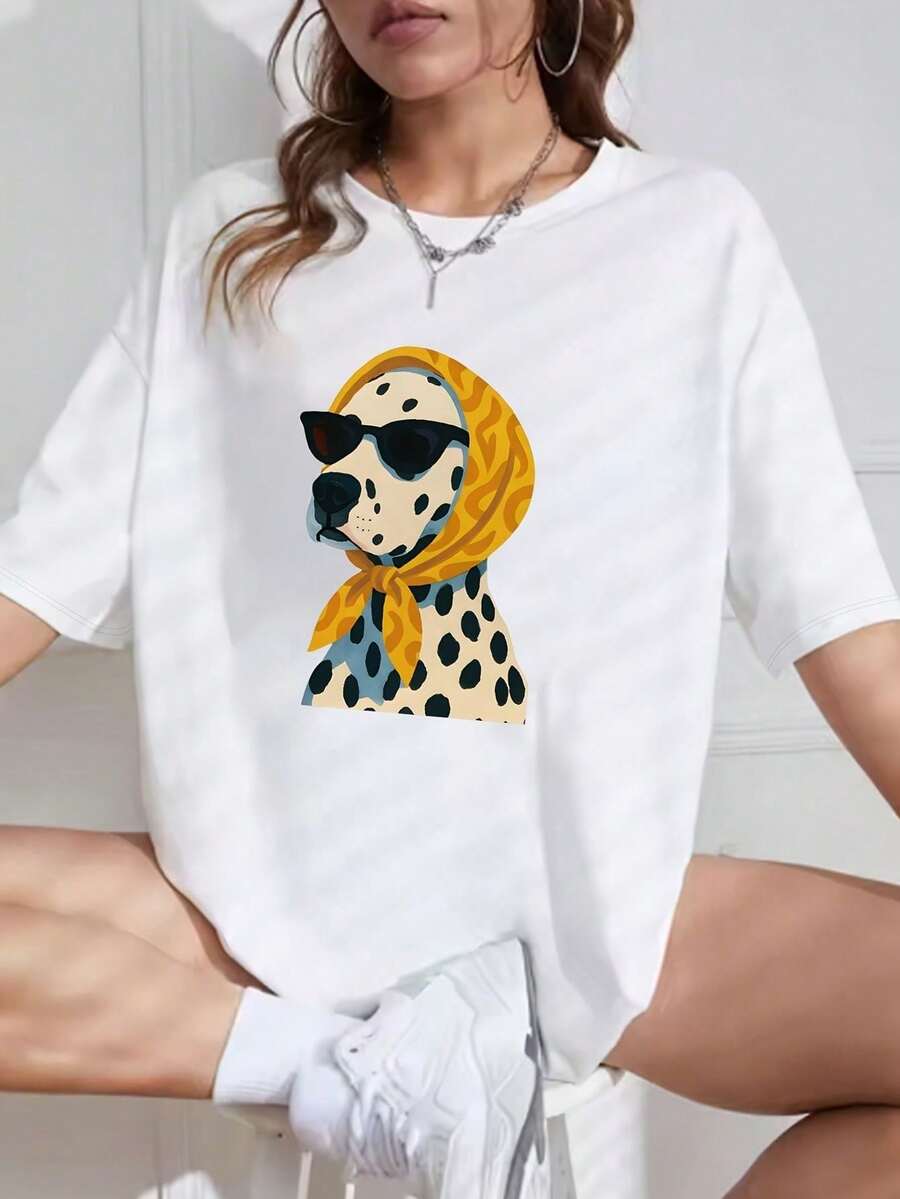 Women's T-Shirt: Ladies' Summer T-Shirt, Solid Color, Casual Style, With Round Neck And A Print Of A Dalmatian Dog With A Headscarf And Glasses - 白色 - 查看 1