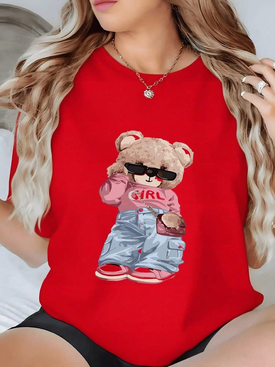 Teddy Bear With Sunglasses And Red Bag Conveys A Fun Attitude And Modern Confidence, Ideal For Young Urban Women. Women's T-Shirt, 100% Soft And Comfortable Cotton. Everyday Wear - 紅色 - 查看 1