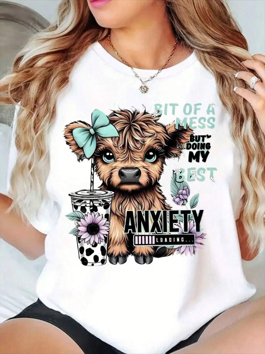 Linda vaca con lazo y taza de café, un poco de desorden pero haciendo mi mejor esfuerzo, camiseta con mense de ansiedad cargando