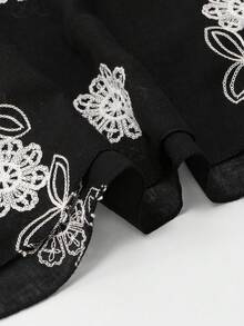 1件女款素色刺繡花卉極簡風披肩圍巾頭巾，刺繡，頭巾，女用圍巾，柔軟舒適多功能頭巾，適合日常穿著，四季皆宜 - 黑色刺繡 - 查看 10
